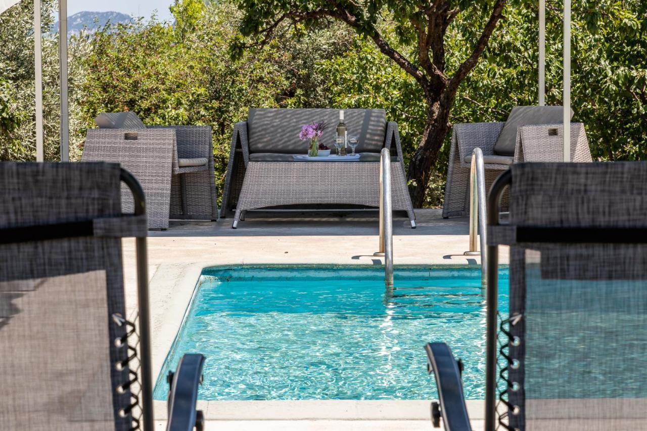 Vainas Belvedere Villa 斯科派洛斯 外观 照片